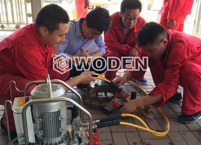 沃頓石化液壓扳手應用現(xiàn)場 沃頓石化液壓扳手應用現(xiàn)場