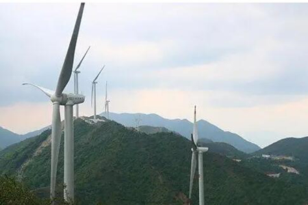 風力發電機速度緩慢，是如何成功發電的呢