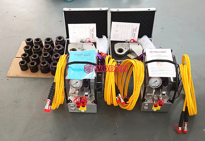 即將發往新疆哈密的兩套A10液壓扳手，整裝待發