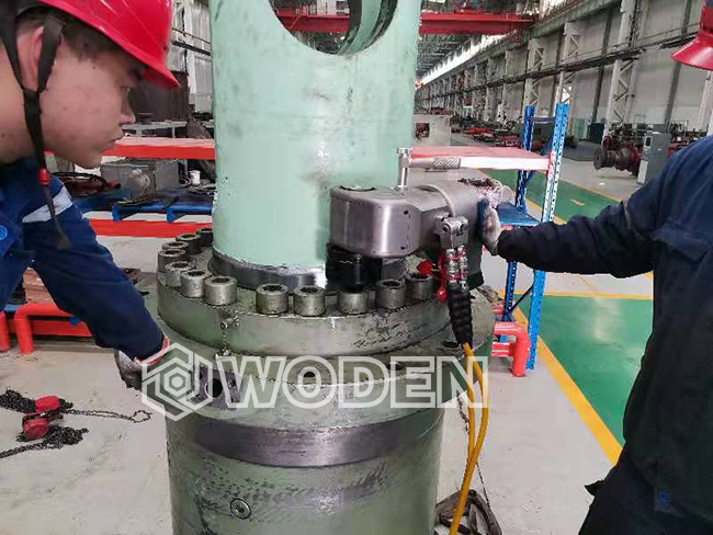 沃頓液壓扳手派遣技術員前往包鋼培訓,取得圓滿成功 沃頓液壓扳手派遣技術員前往包鋼培訓,取得圓滿成功